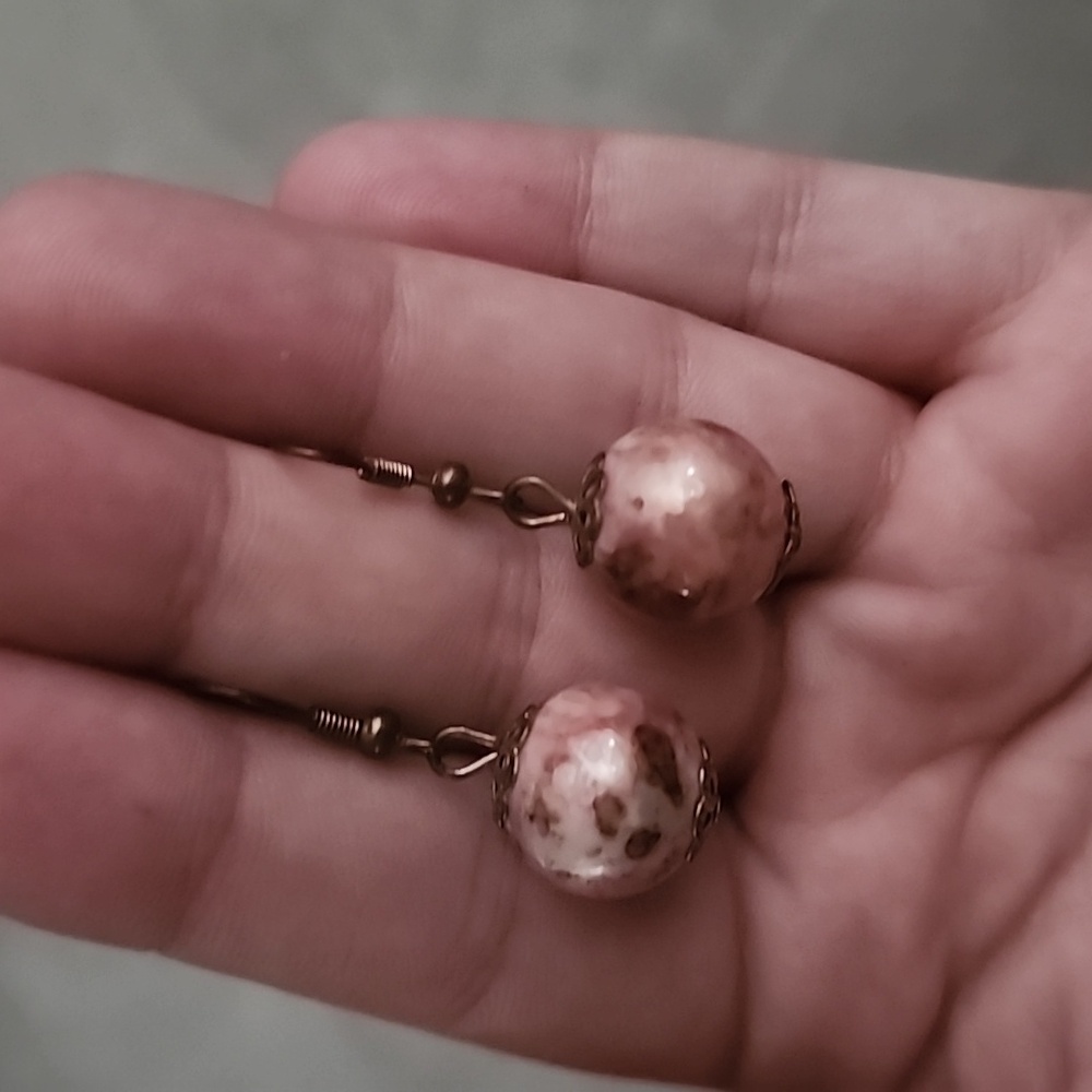 (93) handmade beaded earrings